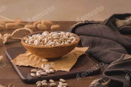 Preview: White beans in a ceramic bowl