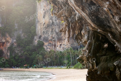 Preview: Tonsai Beach, Railay, Krabi area south of Thailand.