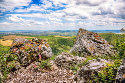 Preview: view of Turda Gorge (Cheile Turzii) natural reserve with marked trails for hikes on Hasdate river.