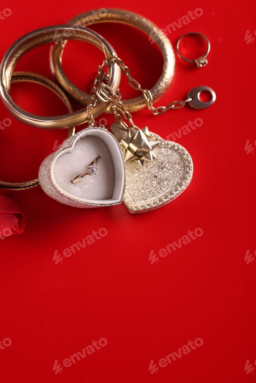 Preview: gold jewelry, ring, bracelets and pendants for gift valentine's day