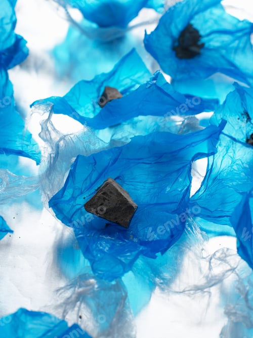 Preview: Unwrapped illegal heroin