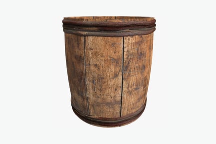 Preview: Weathered wooden barrel with base band