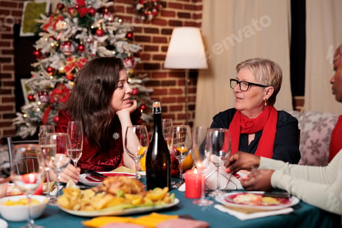 Preview: Jolly group of people enjoying xmas eve