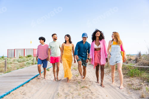 Preview: Group of young best friends bonding outdoors