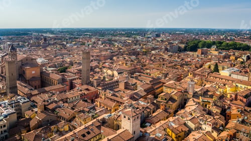 Preview: Aerial shot of beautiful streets and buildings of an old town Bologna