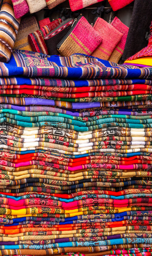 Preview: Bright Traditional Woven Items