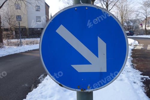 Preview: Closeup shot of a street sign arrow showing to the right direction