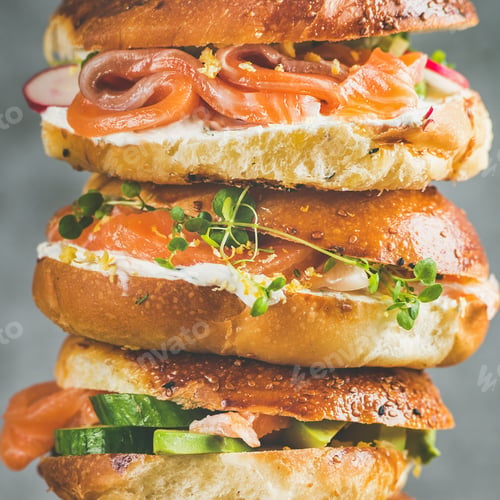 Preview: Close-up of Bagels with salmon, eggs, vegetables, capers, cream-cheese, herbs