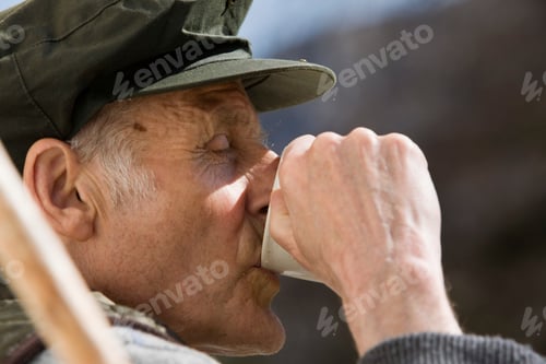Preview: Tea Break