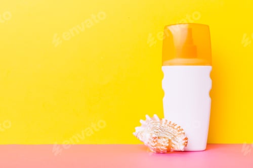Preview: Beach accessories. Moisturiser sunscreen suntan lotion bottle