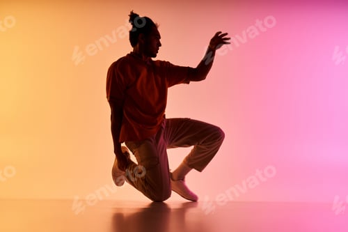 Preview: Young dancers graceful silhouette