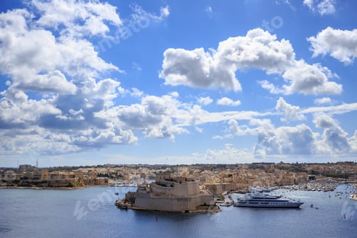 Preview: Malta, Valletta. Grand harbor in mediterranean.