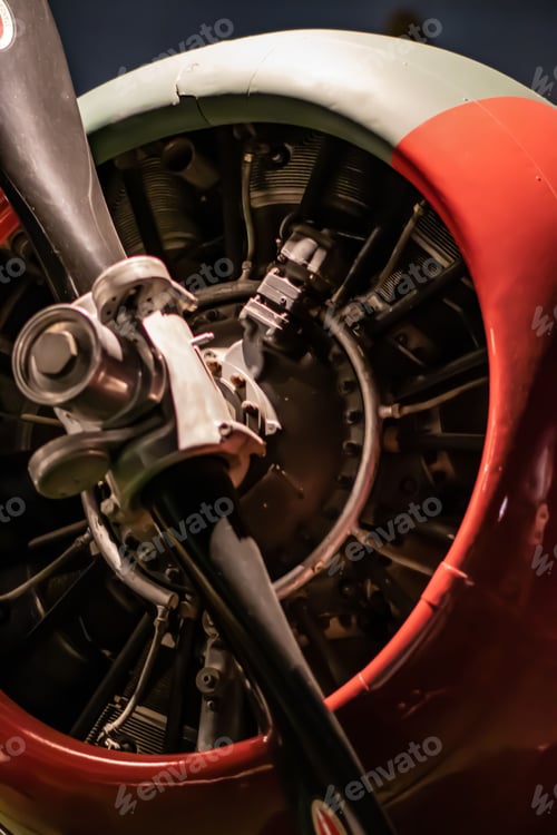 Preview: Vertical closeup of airplane propeller engine of WWII era fighter plane