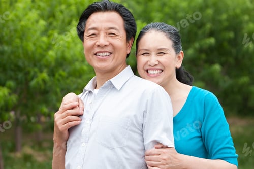 Preview: Happy senior couple in a park