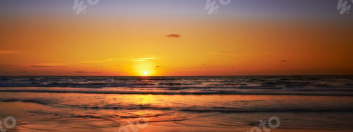 Preview: The beauty of nature. Wonderful nature - by the ocean side.
