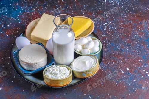 Preview: Fresh dairy products.
