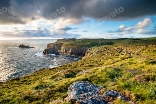 Preview: Enys Dodnan at Land's End
