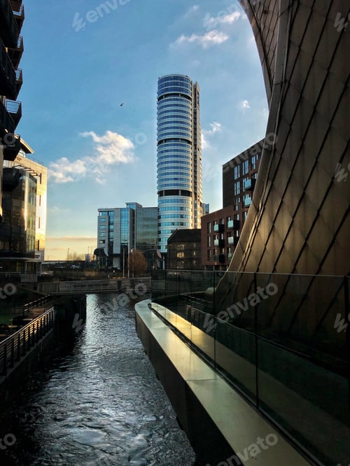 Preview: Bridgewater Place skyscraper in Leeds city centre in a modern architecture image with the river aire