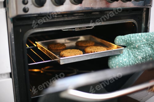 Preview: Baking Cookies in an Oven with Oven Mitt