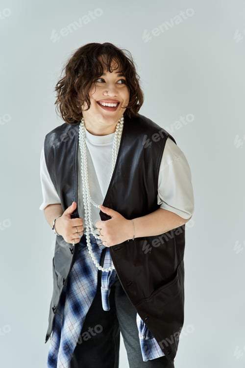 Preview: A Pearl-Adorned Smile