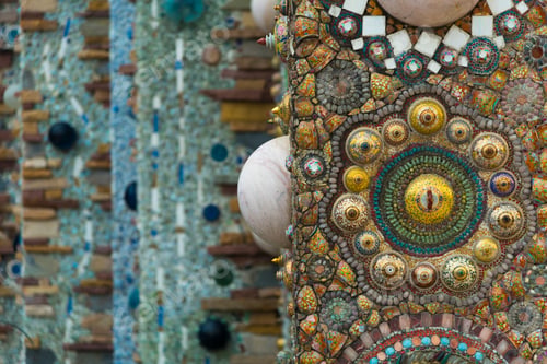 Preview: Circular pattern on the surface of the tile and mosaic .