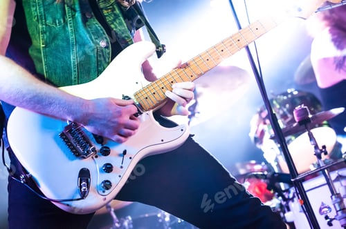 Preview: rock guitarist