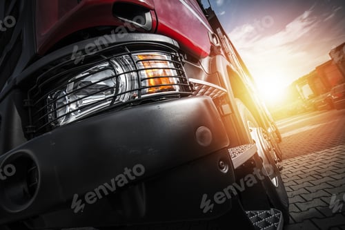 Preview: Euro Semi Truck Driving