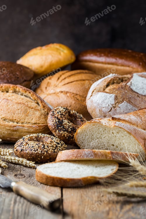 Preview: Assortment of baked bread
