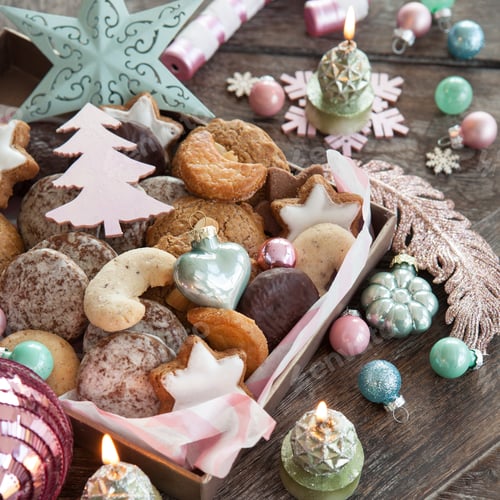 Preview: Christmas cookies and decorations
