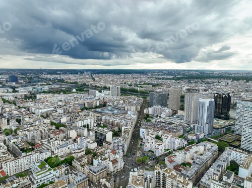 Preview: Overhead of Parisian city blocks