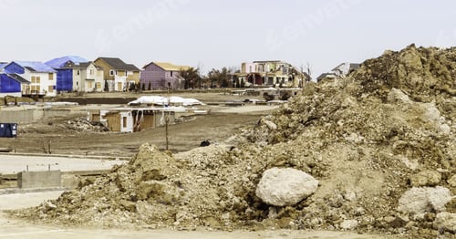 Preview: Washington, Illinois, Usa - March 31, 2014: Various Stages Of Recovery Are Evident In This