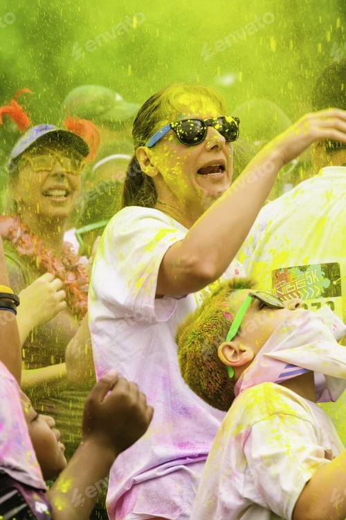 Preview: Lake Zurich, Illinois, Usa - June 20, 2015: It'S Pouring Yellow As Celebrants Begin A 5K "Fun Run"