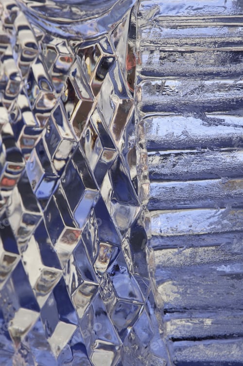 Preview: Corner Of Carved Ice