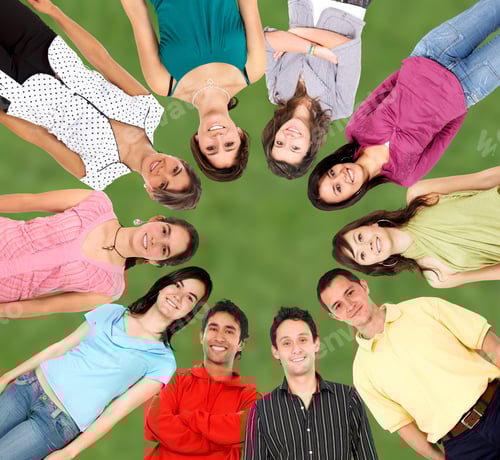 Preview: Circle Of Casual People Isolated Over Green