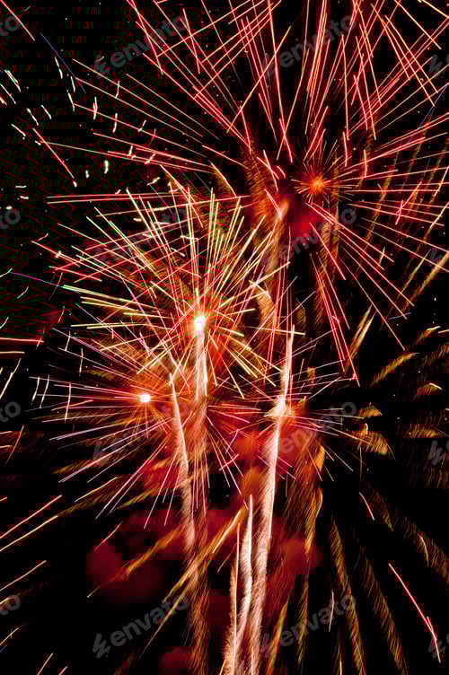 Preview: Frenzied Finale Of Fireworks Display