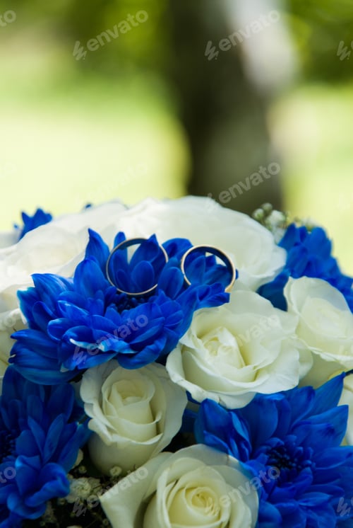 Preview: Wedding Bouquet With Rings. White And Blue Flowers