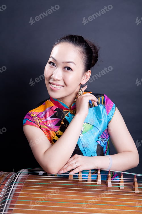 Preview: Young Women ??Beside Her Zither
