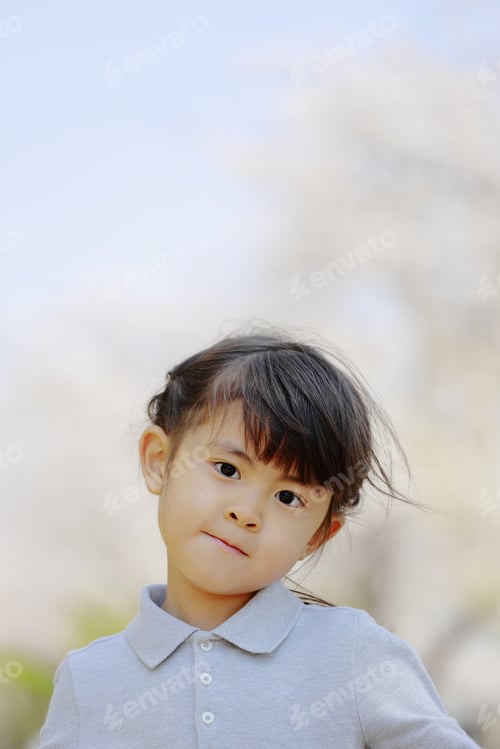 Preview: Japanese Girl And Cherry Blossoms (5 Years Old)