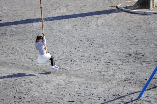 Preview: Japanese Girl (5 Years Old) Playing With Flying Fox