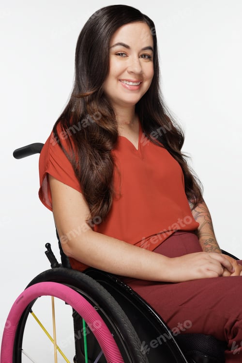 Preview: Three Quarter Length Profile Portrait Of A Smiling Caucasian Woman In Her 20S With Long Brown Hair