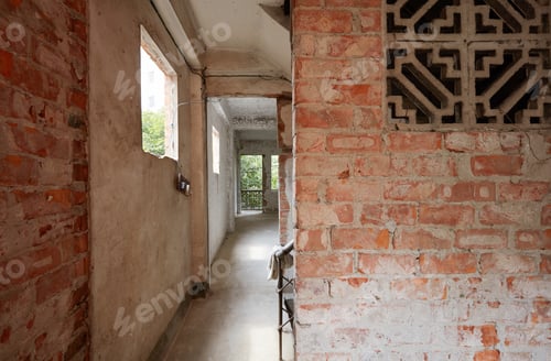 Preview: Old House Interior, Ready To Be Renovated