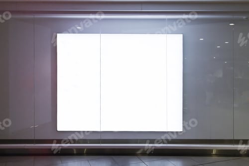 Preview: Empty White Metro Station Billboard. Advertisement Concept. Mock Up
