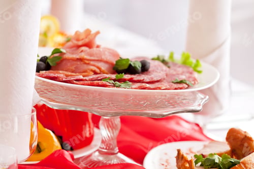 Preview: Wedding Table Setting