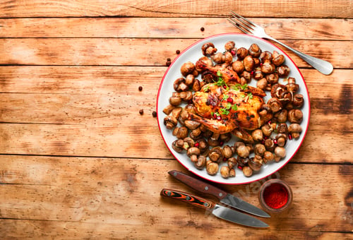Preview: Whole Homemade Poult Baked In Mushrooms.Fried Chick