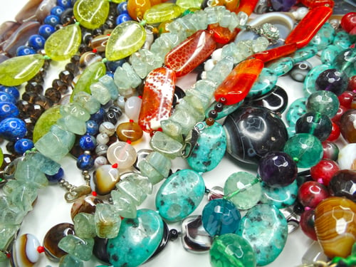 Preview: Jewelry Background Fashion Beads Necklace With Bright Crystals