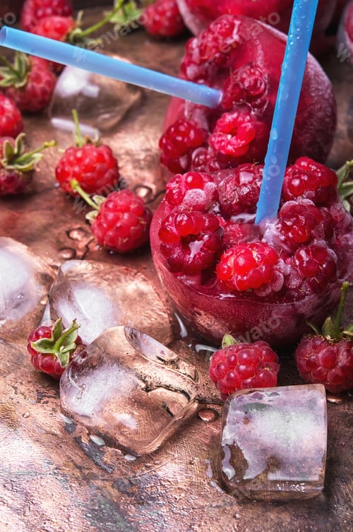 Preview: Close Up Of Frozen Raspberry Juice With Ice