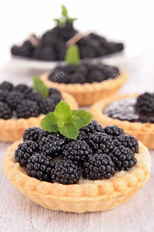 Preview: Blackberry Pastry