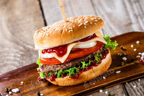 Preview: Tasty Burger On Cutting Boarrd