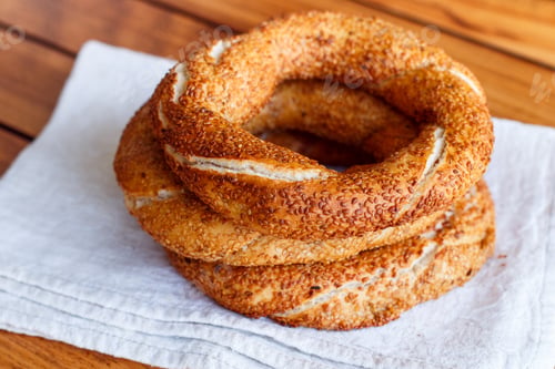 Preview: Turkish Bagel Simit With Sesame, Traditional Pastry Of Turkey. Selective Focus
