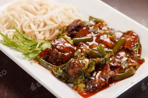 Preview: Udon With Meat And Vegetables